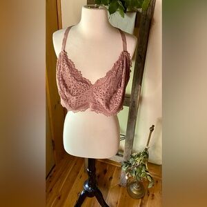 ✨Auden Wirefree Lightly Lined Lace Bralette✨